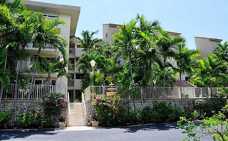 Lago Mar North Lodge Condos for Sale